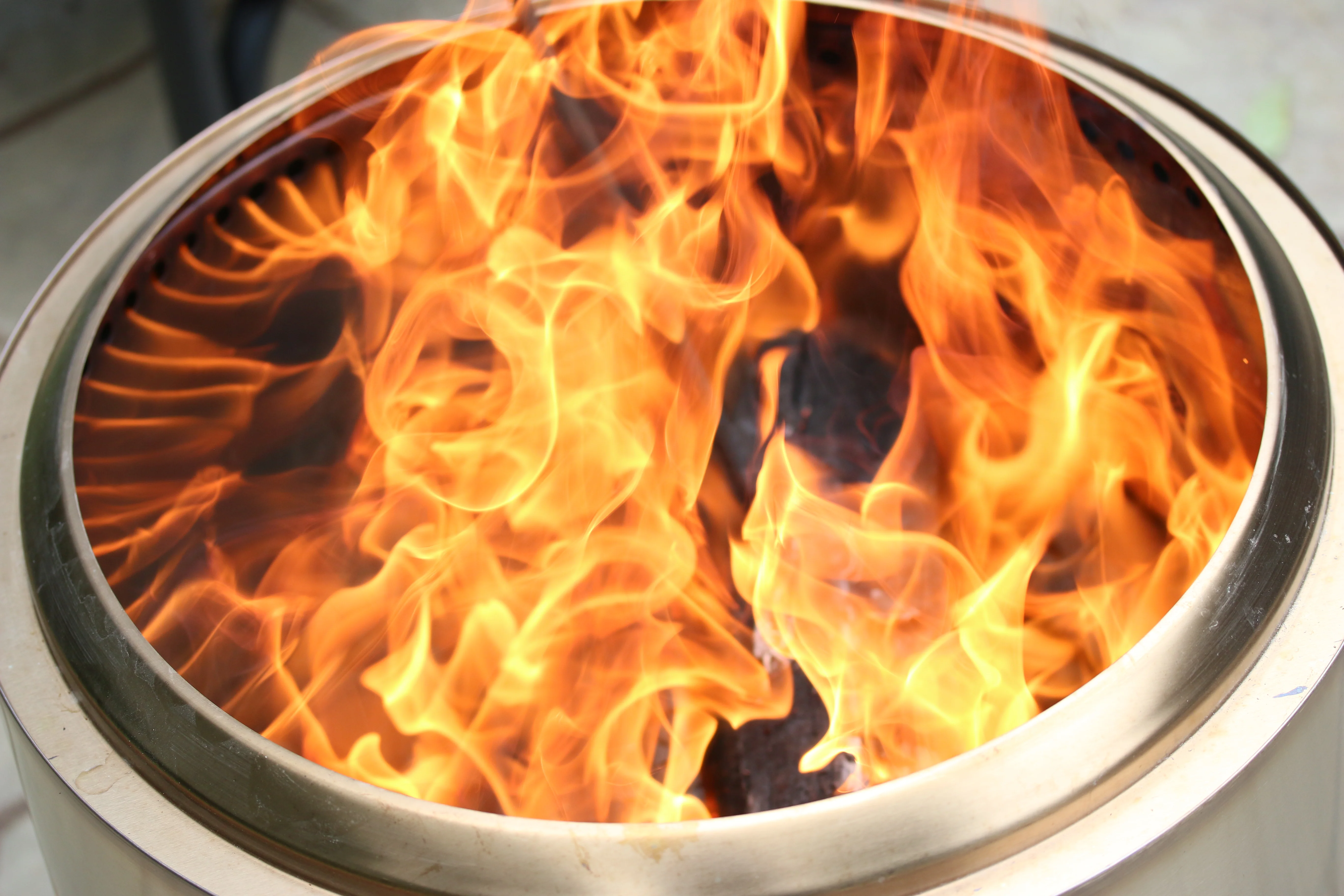 Solo Stove Bonfire + Stand - Image 4