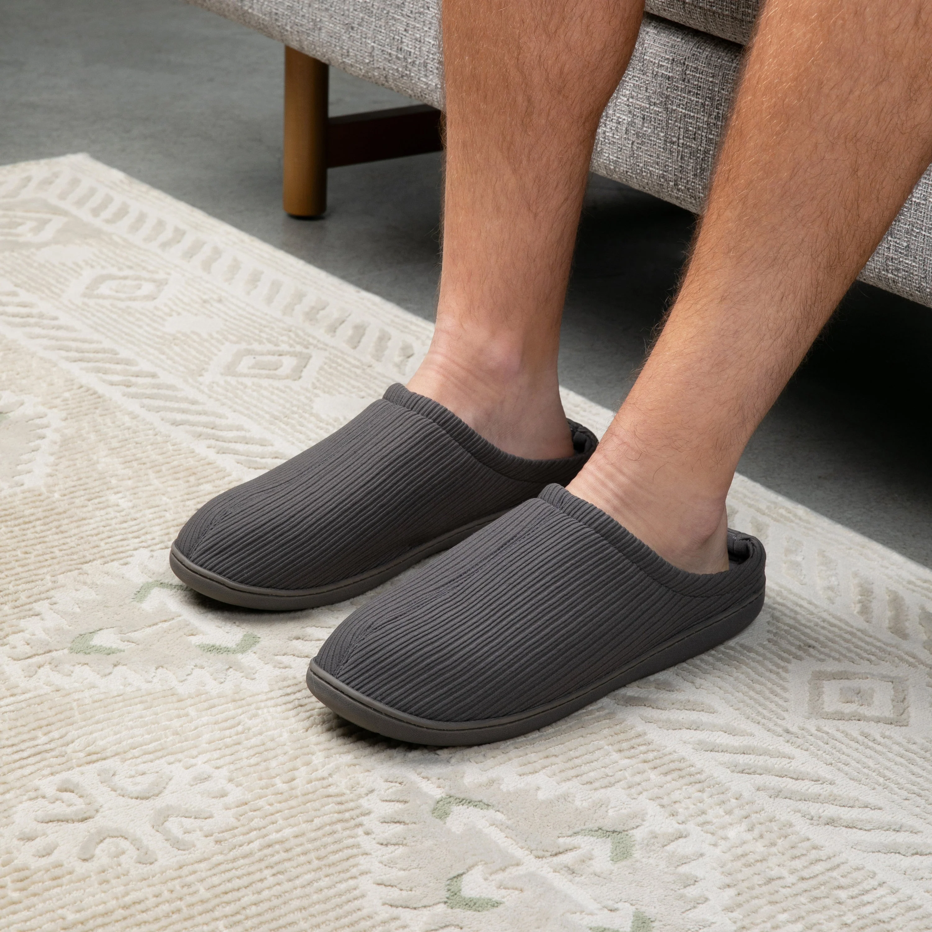 Brookstone Classic Comfort Memory Foam Slippers - Men's - Image 35