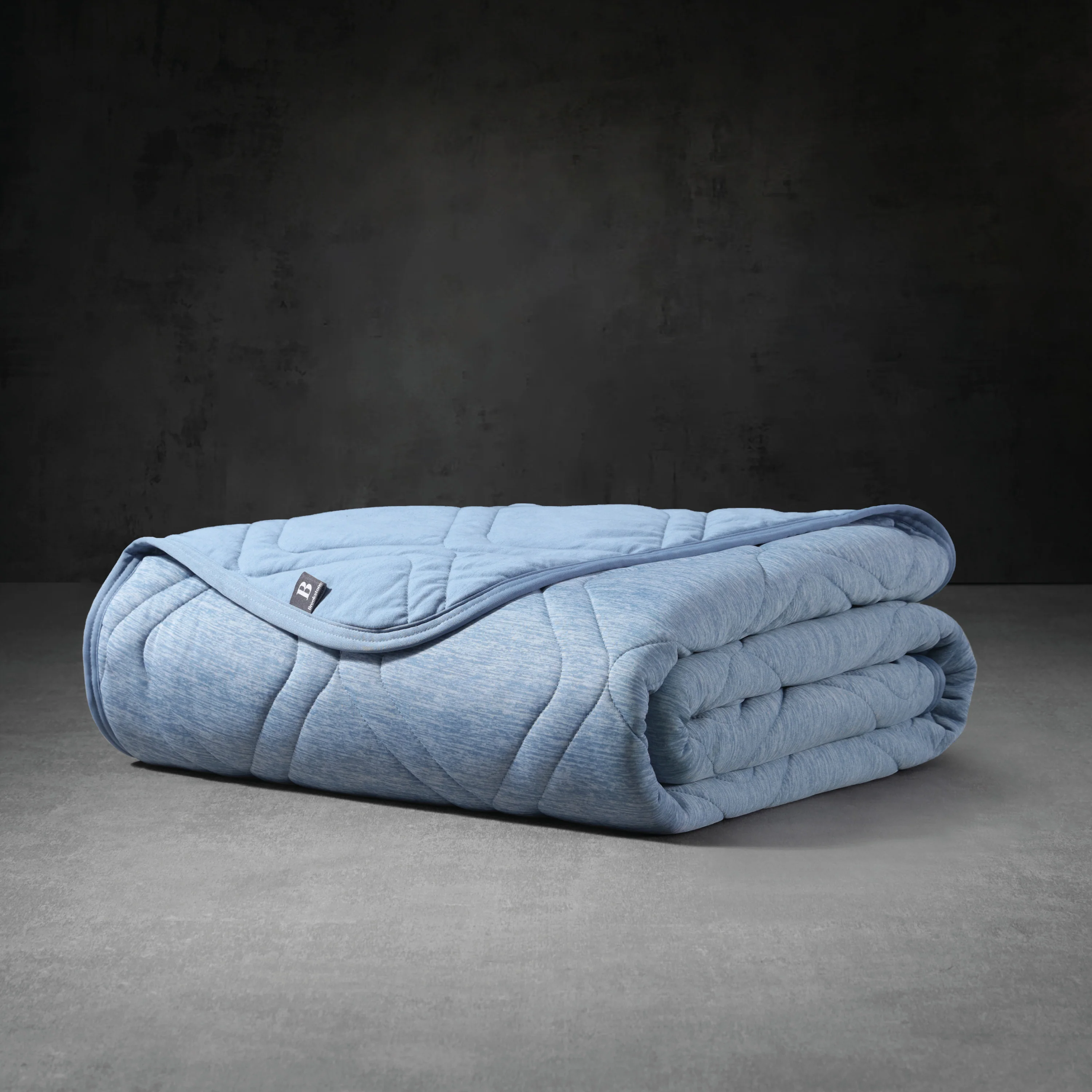 Brookstone Cooling Comfort Throw - Image 10