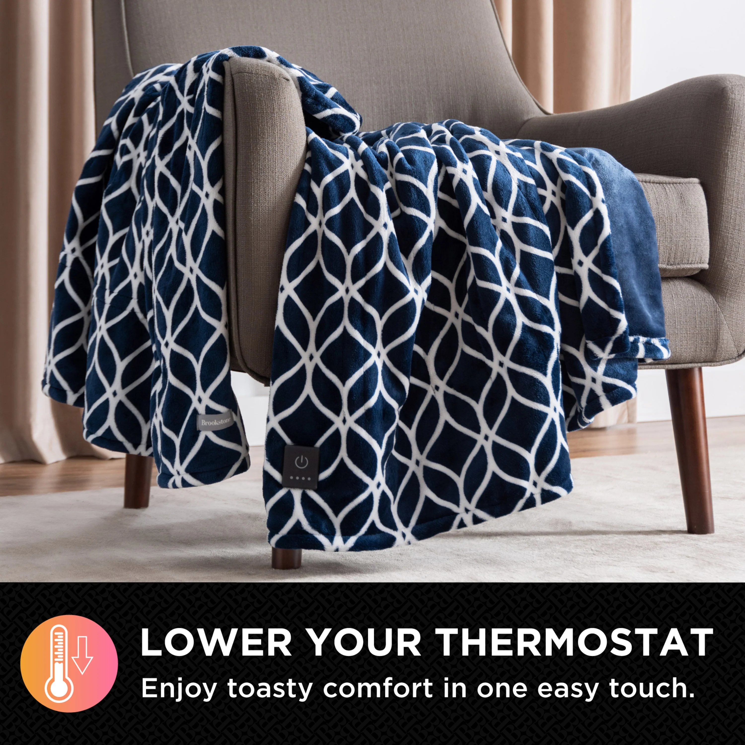 Brookstone Cozy Heated Plush Throw - Image 11