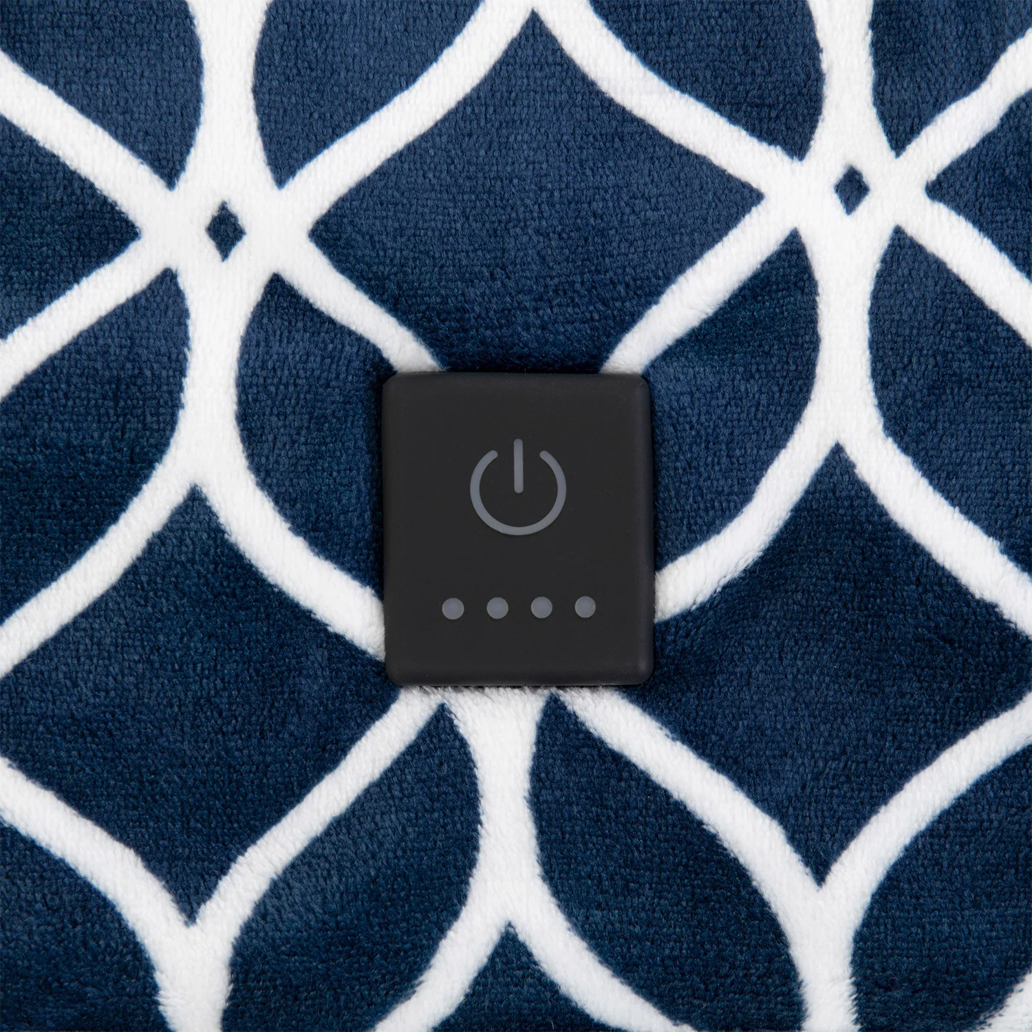Brookstone Cozy Heated Plush Throw - Image 12