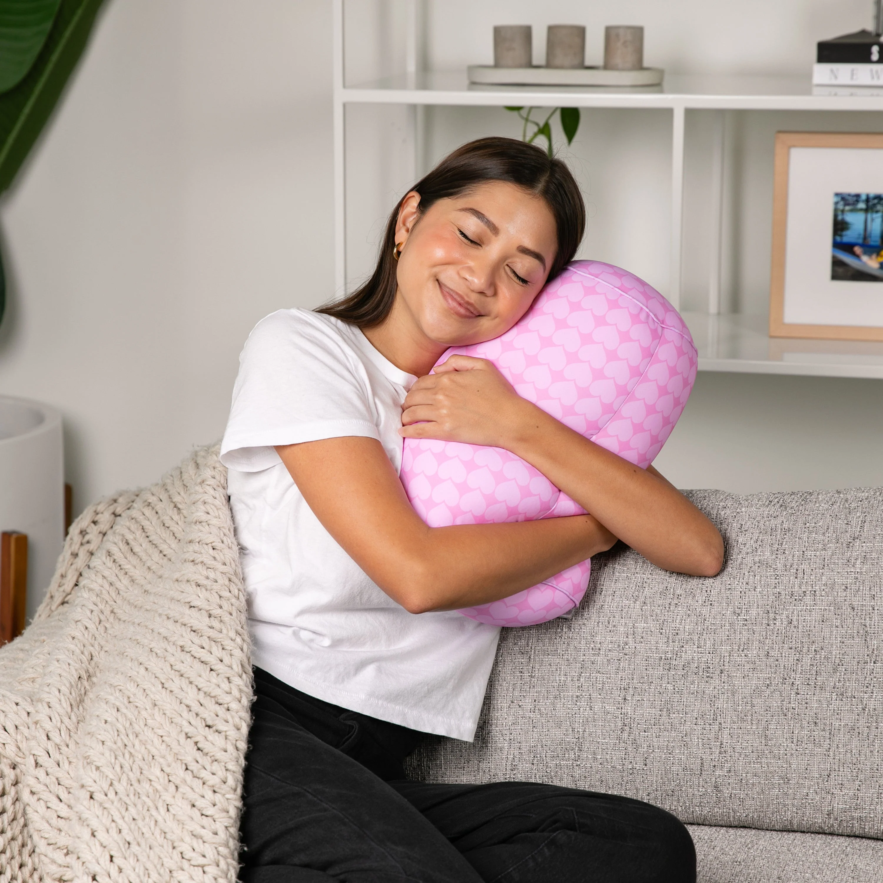 Brookstone The Original Fom Fun Cushion - Image 105