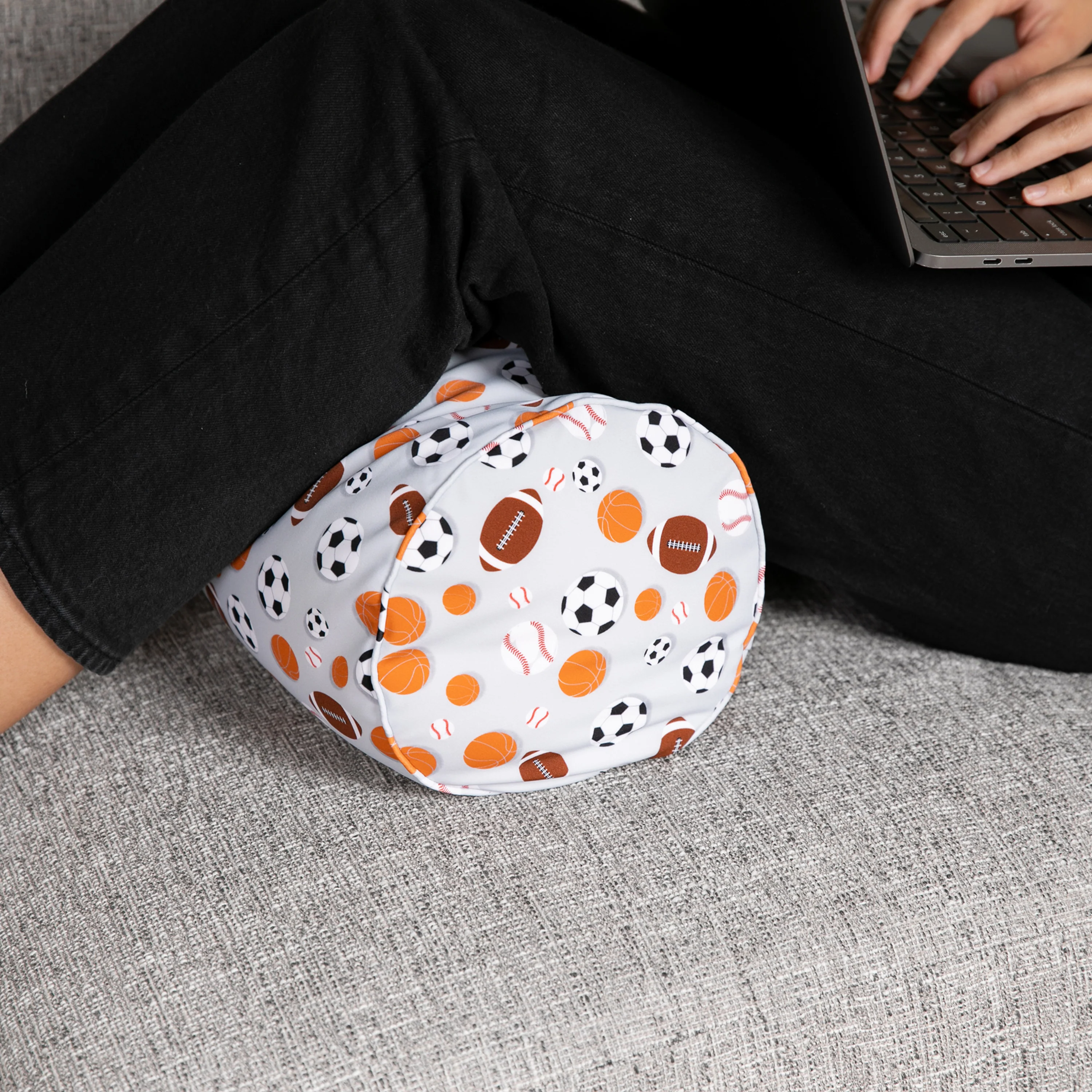 Brookstone The Original Fom Fun Cushion - Image 60