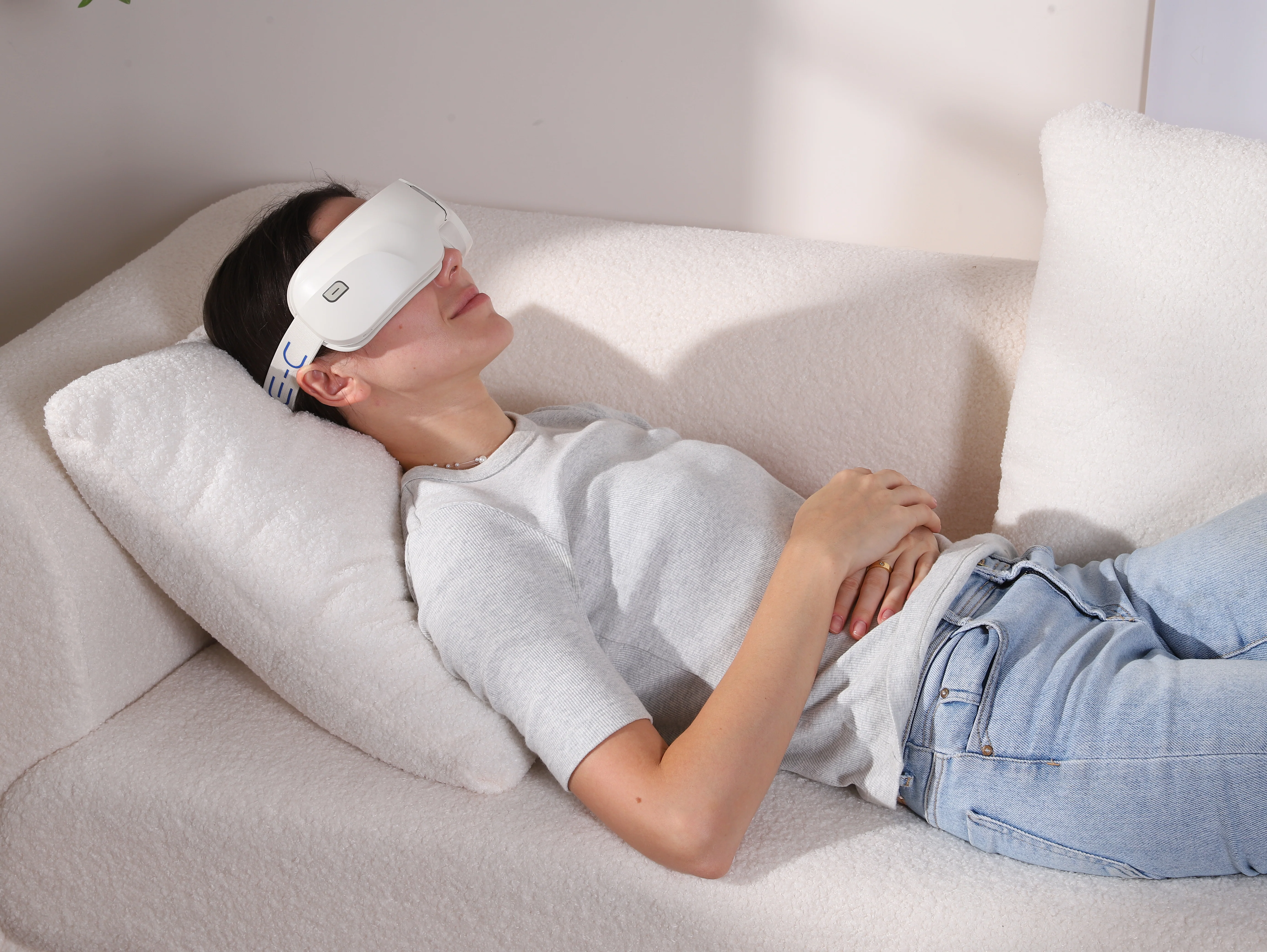 EYE-C Massager - Image 4