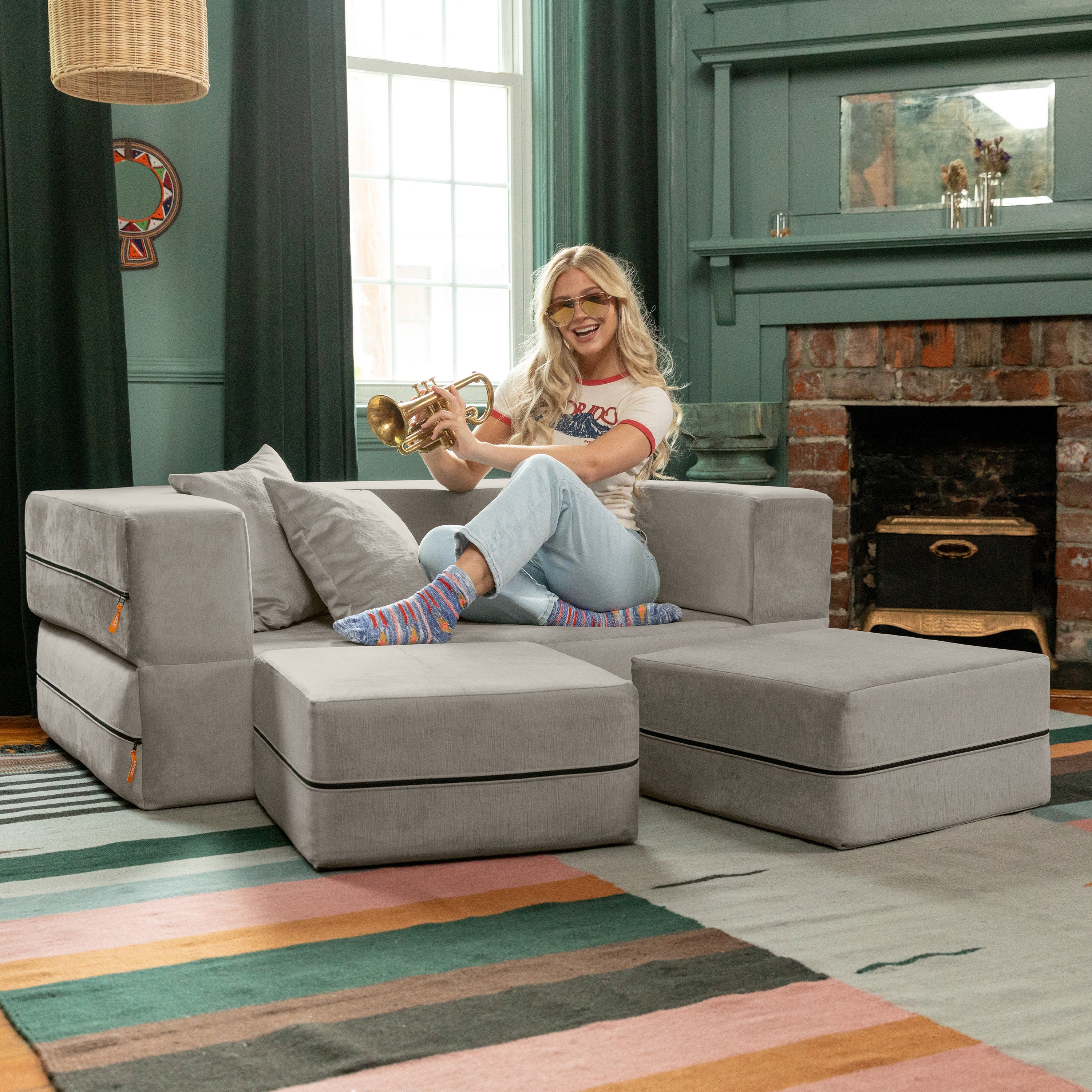 Jaxx Zipline Convertible Sleeper Loveseat & Ottomans - Image 7