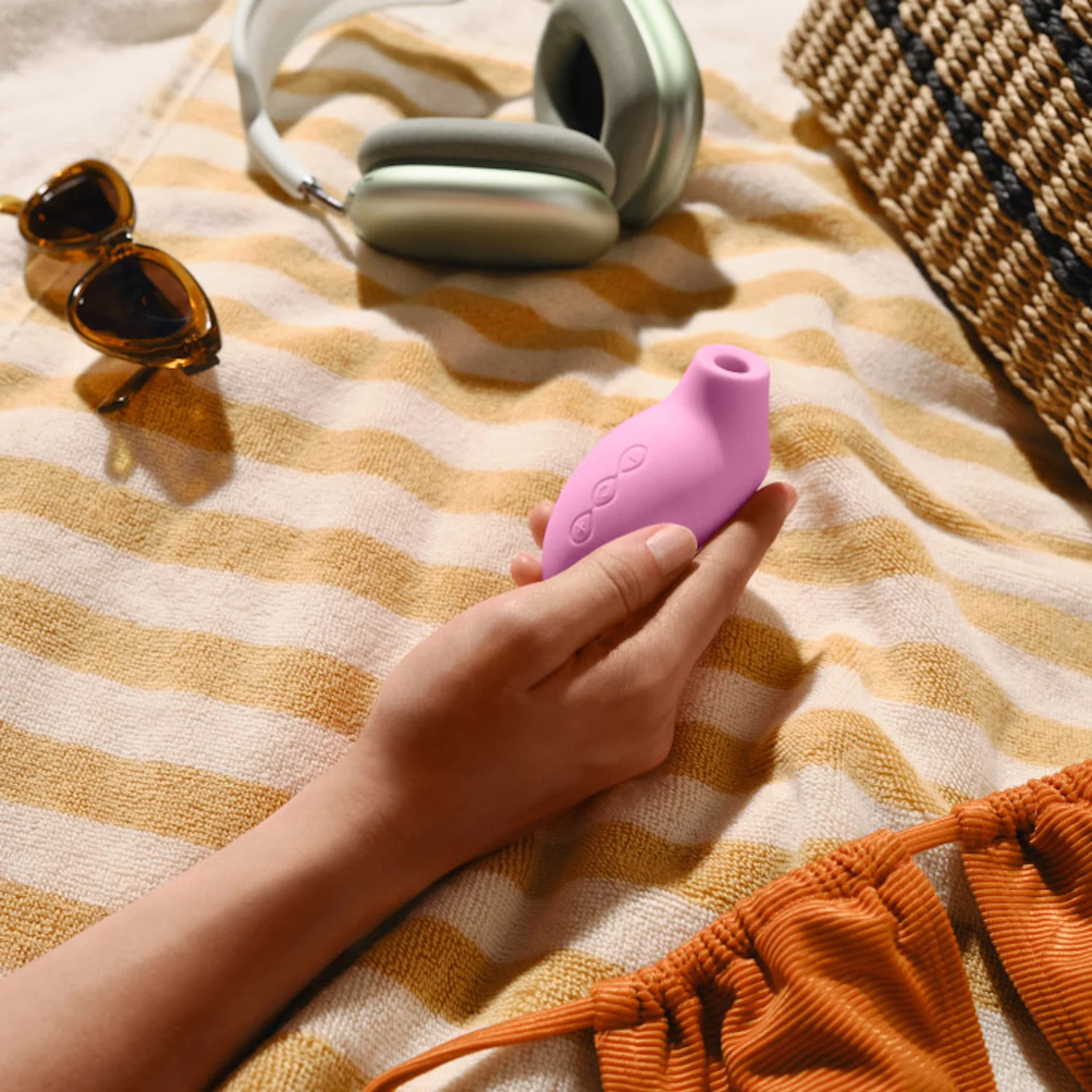 LELO SONA 2 Travel Intimate Massager - Image 9