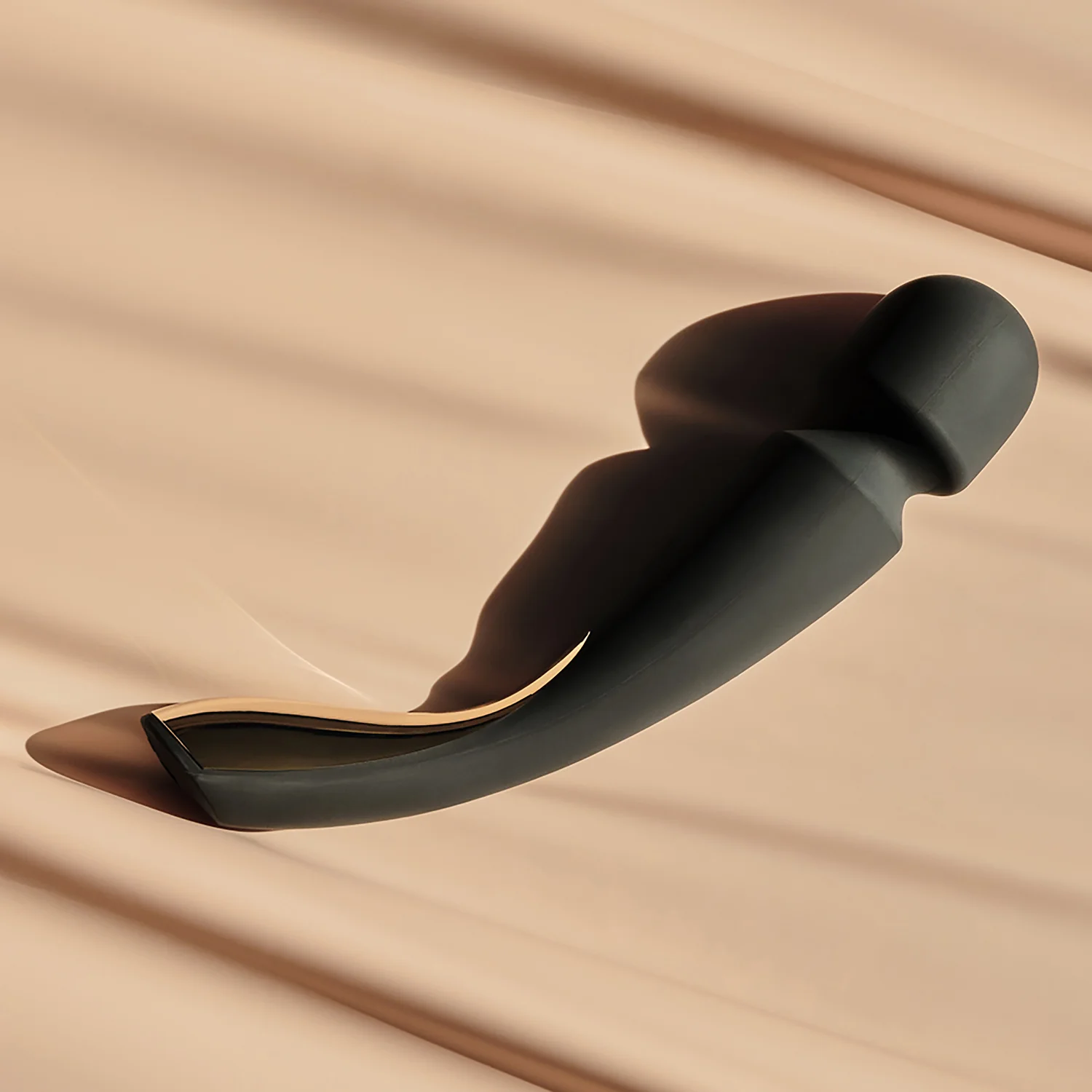 LELO Smart Wand 2 Medium Intimate Massager - Image 2