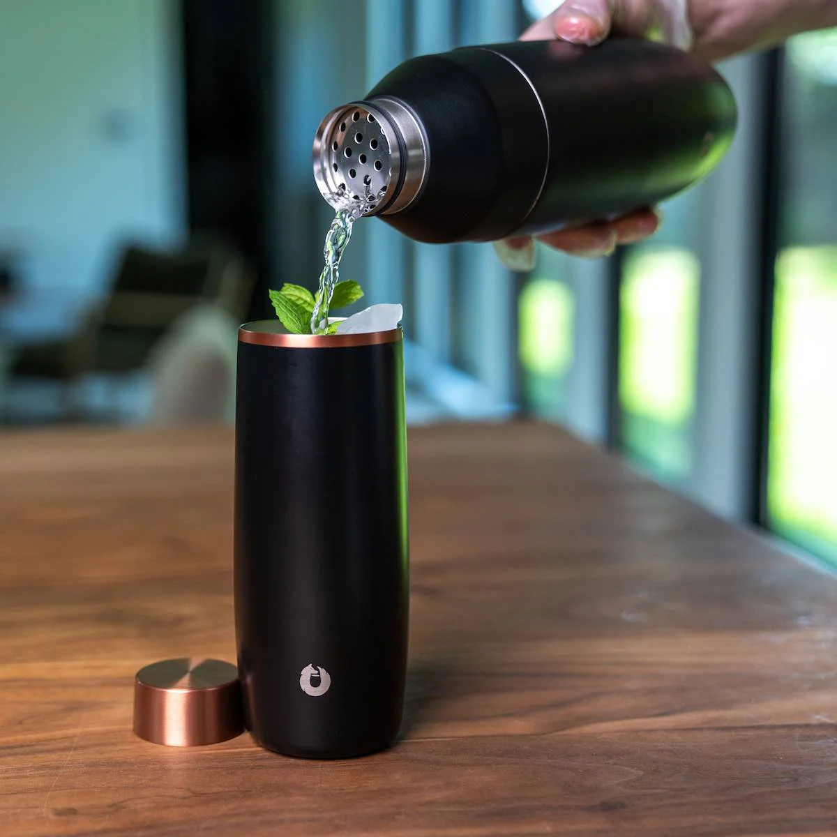 Stainless Steel Cocktail Shaker, Black - Image 5