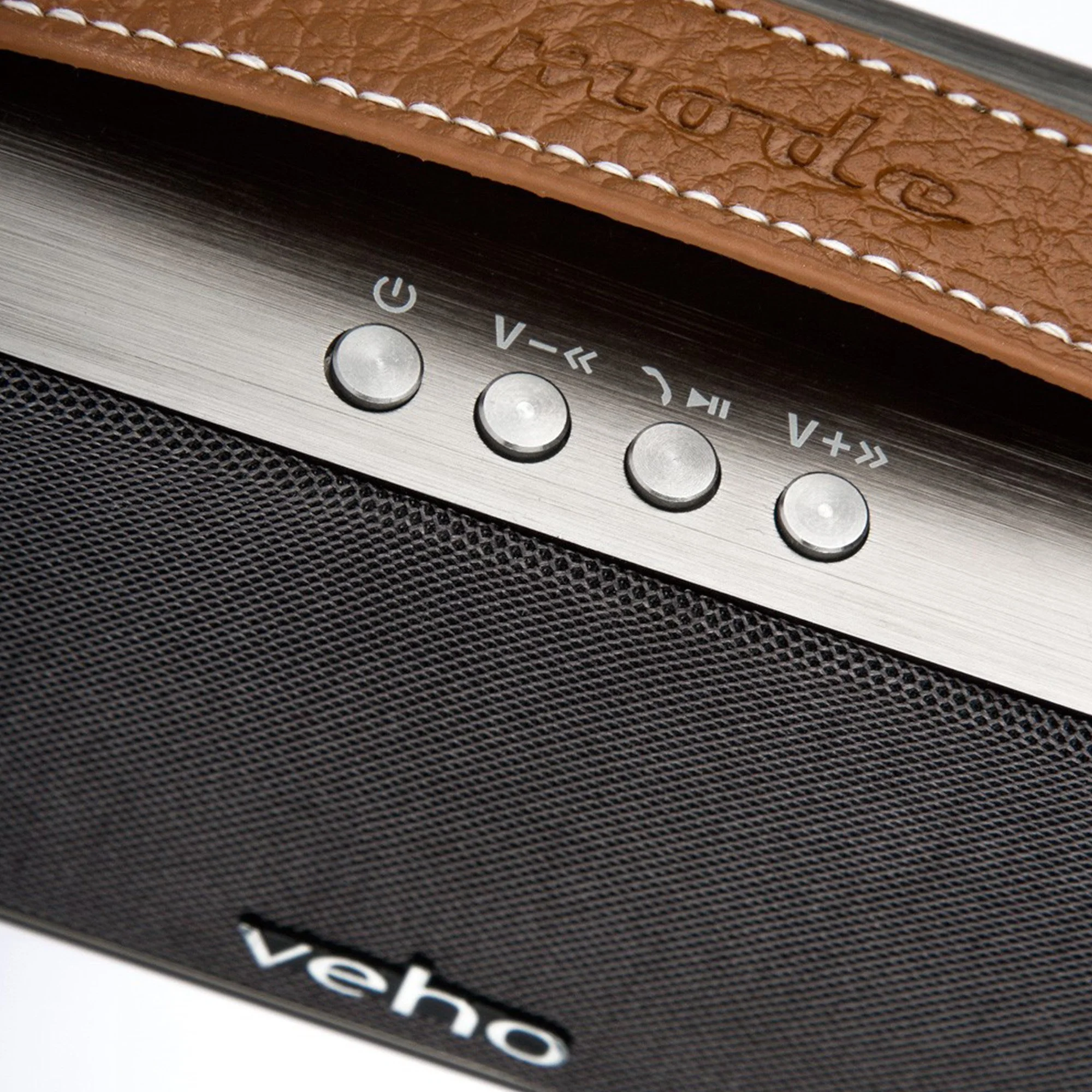 Veho MR-7 Wireless Bluetooth Retro Speaker - Image 4