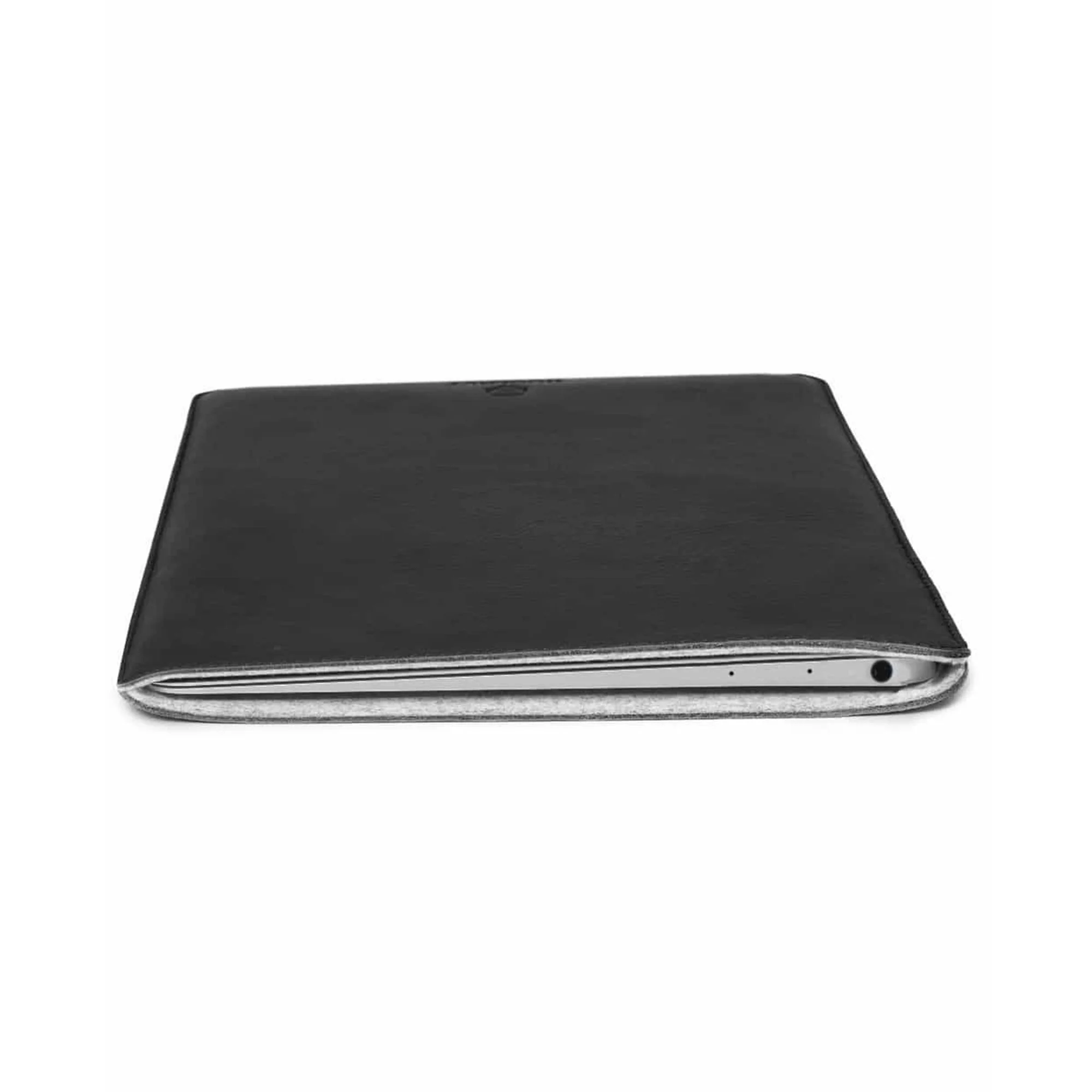 Woolnut Leather Sleeve for 12-inch MacBook - Image 4