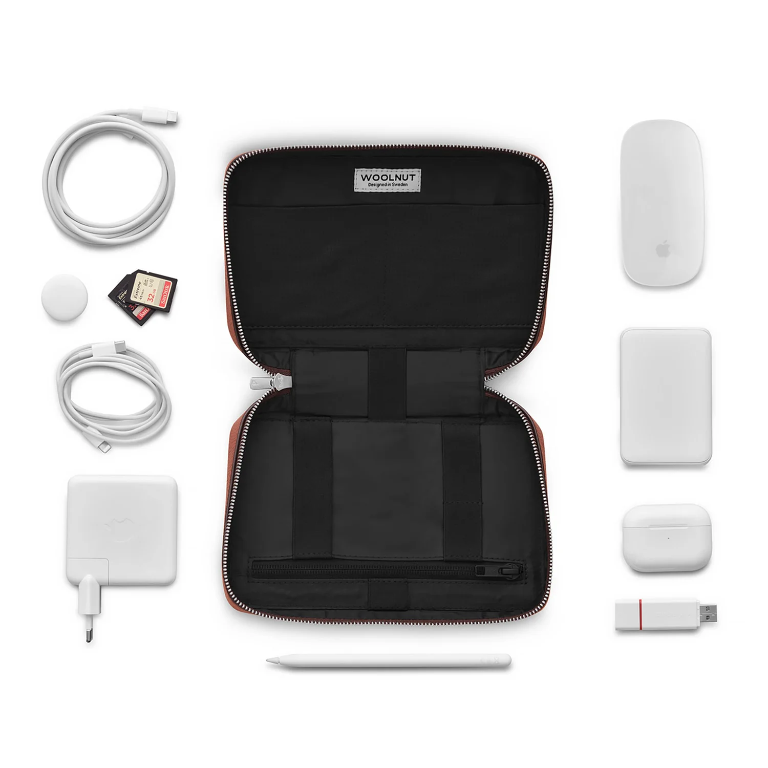 Woolnut Leather Tech Organizer - Image 17