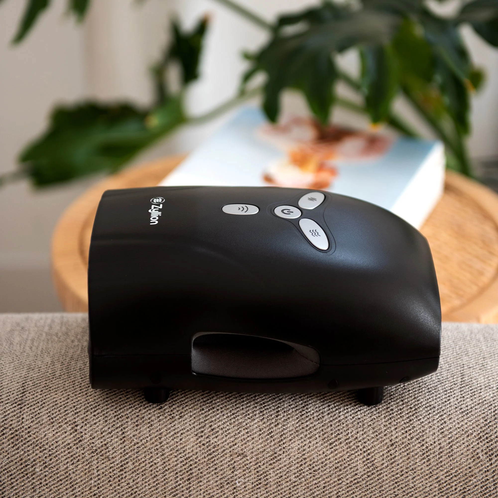 Hand Massager with Heat, Vibration and Air Compression - Image 10